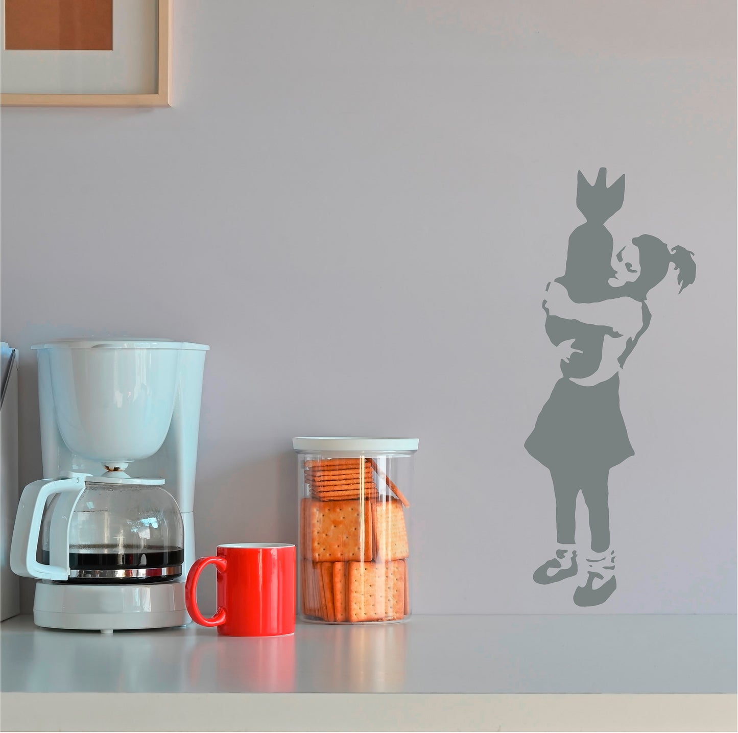 Banksy Girl Hugging Bomb - 0047