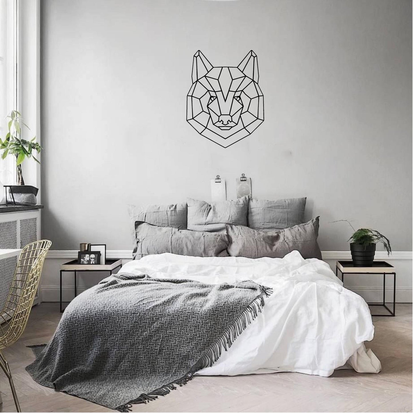 Geometric Husky - G026