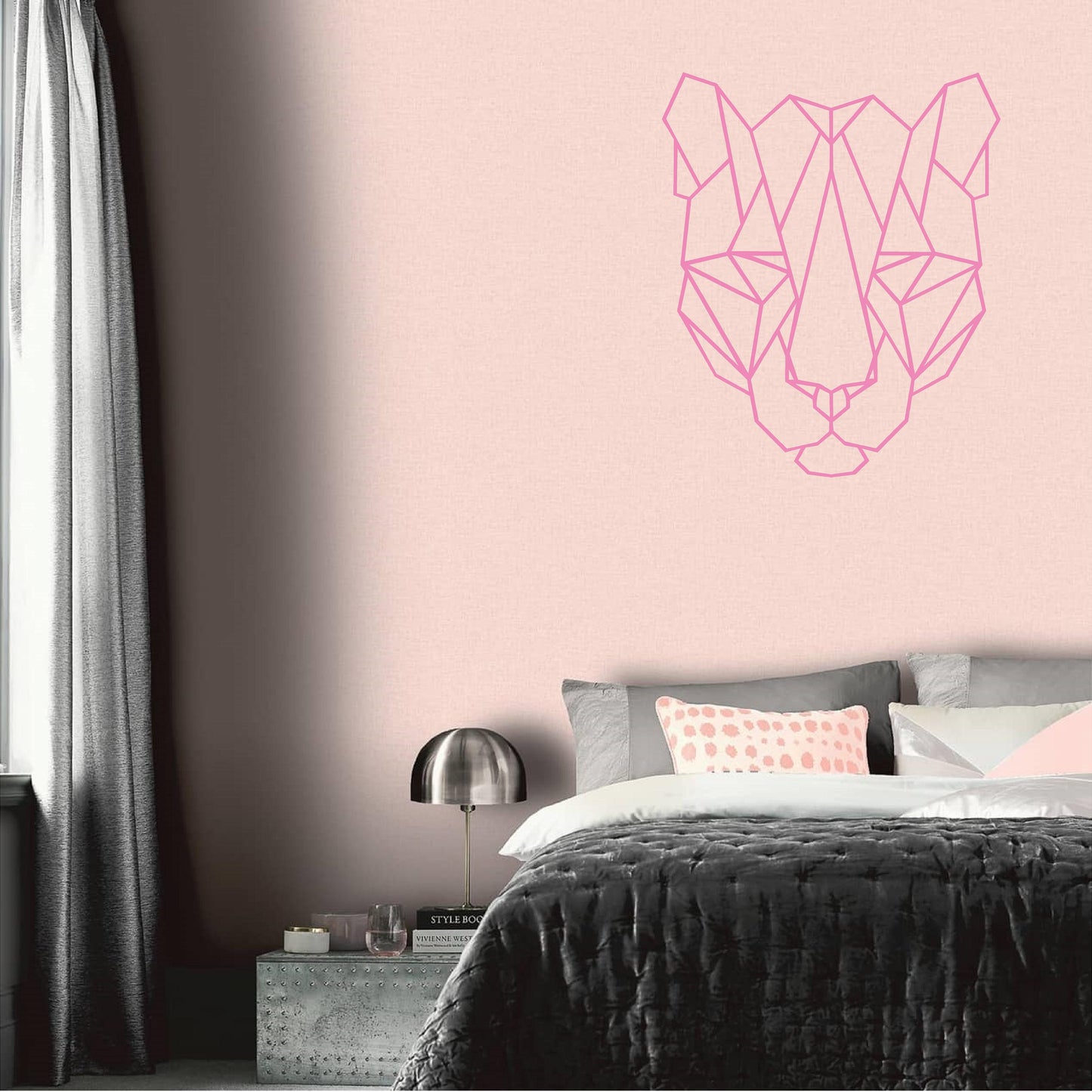 Geometric Lioness - G030