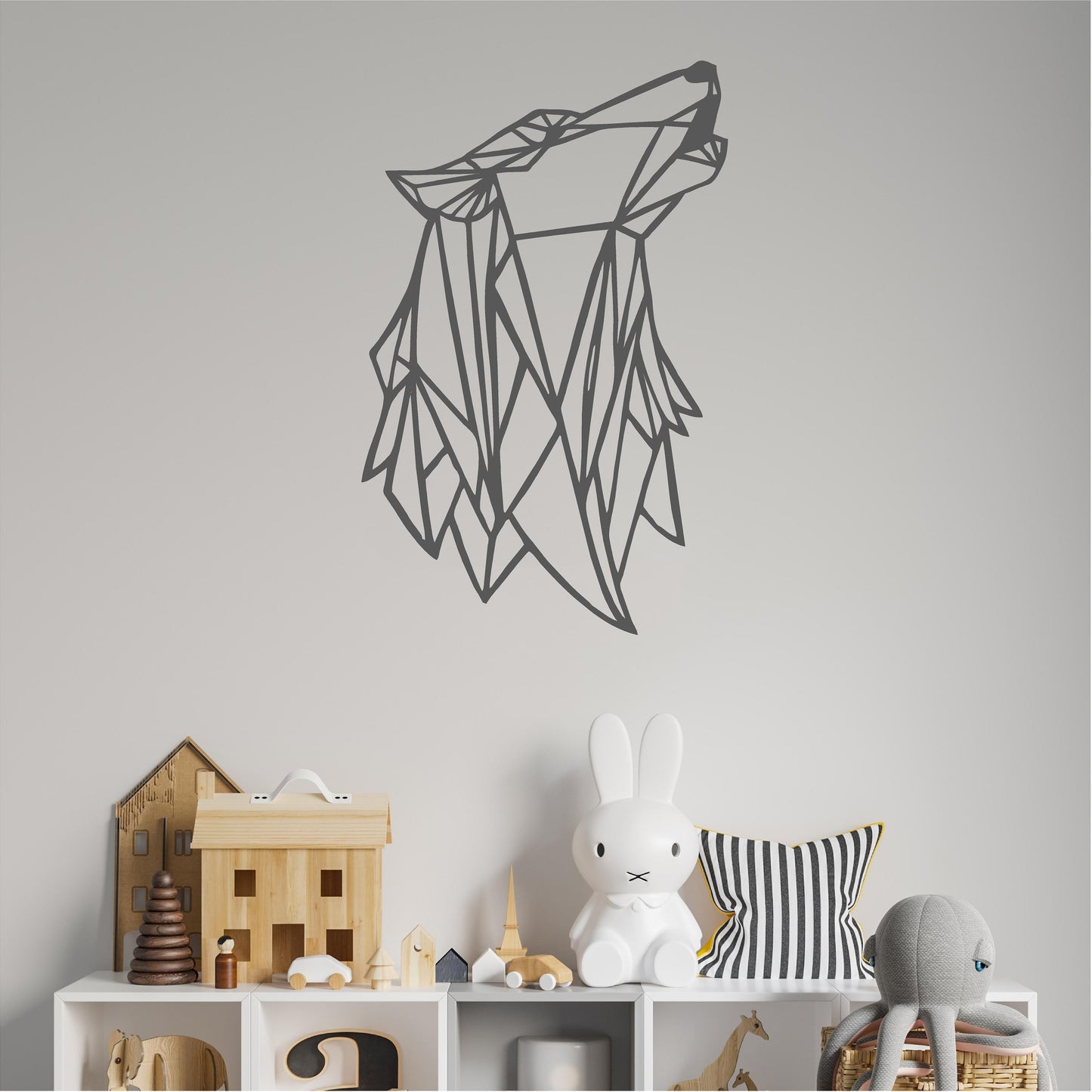 Geometric Wolf Howl - G059