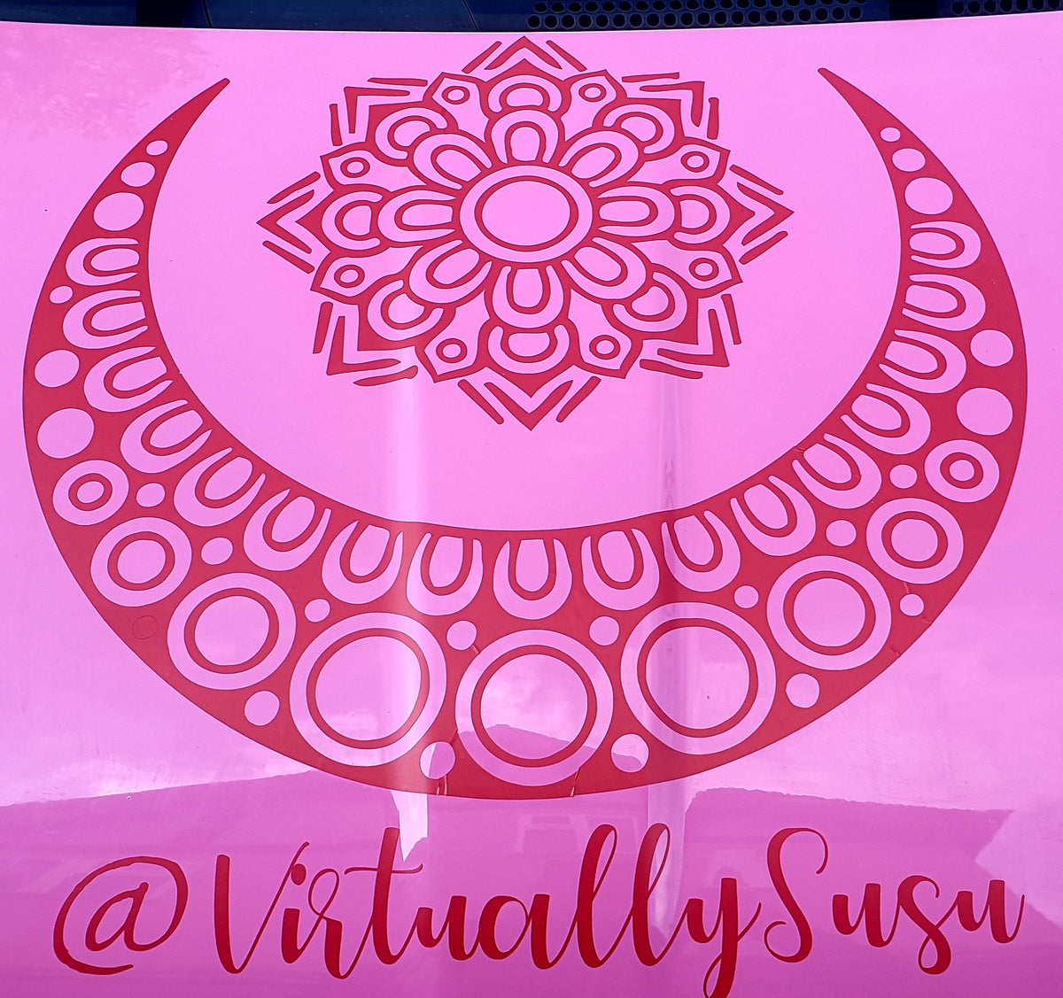 Pink Fiat decorative graphics — original project photograph